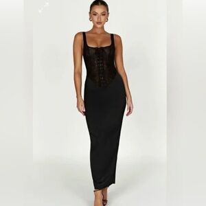 Meshki Elegant Black Maxi Chemise